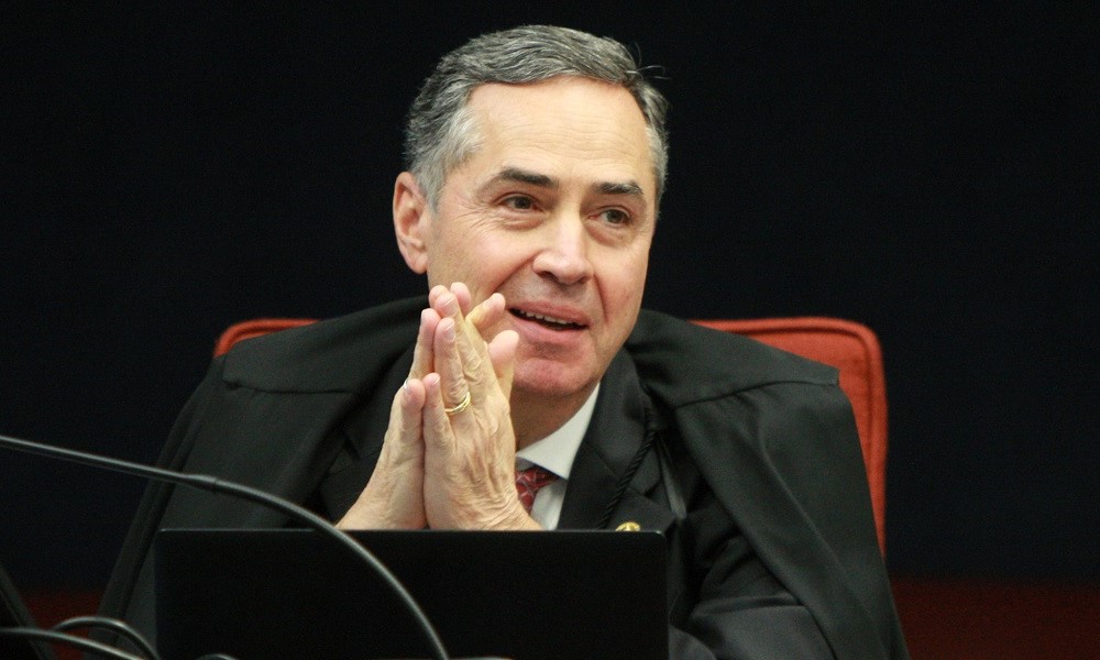 Barroso arquiva investigação sobre suposta interferência de Bolsonaro na Petrobras