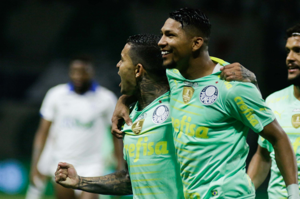 Líder, Palmeiras vence o Avaí por 3 a 0 e abre vantagem na ponta da tabela