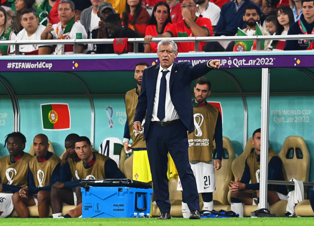 Portugal anuncia saída do treinador Fernando Santos após eliminação na Copa