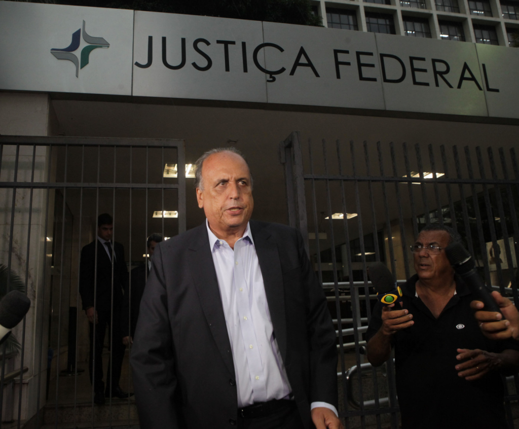 Luiz Fernando Pezão é absolvido de acusação de improbidade administrativa