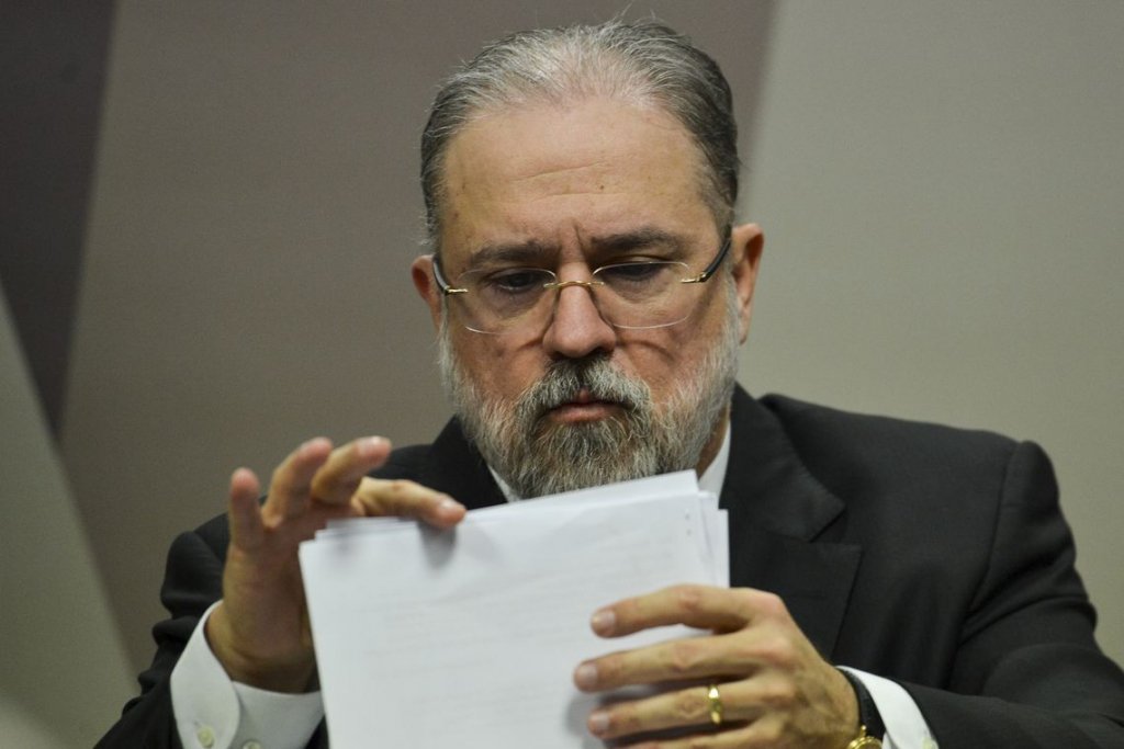 AO VIVO: Augusto Aras é sabatinado na CCJ do Senado; acompanhe