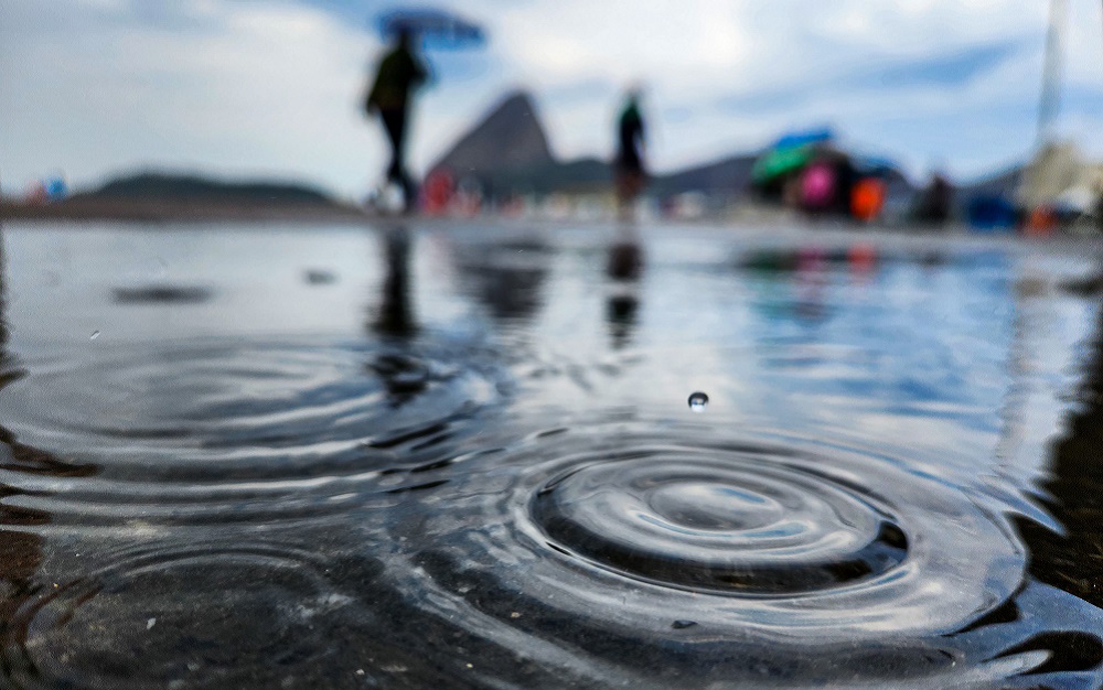 Inmet emite alerta de temporal para cidades do litoral de São Paulo e Rio de Janeiro