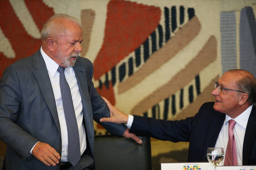Críticas de Lula a Roberto Campos Neto viram arma para oposição e desagradam até aliados