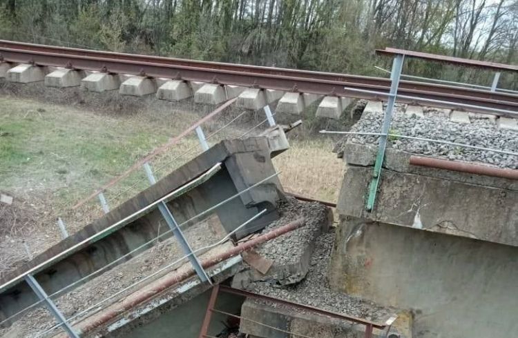 Rússia aponta ‘sabotagem’ em ponte que desabou em região que faz fronteira com a Ucrânia