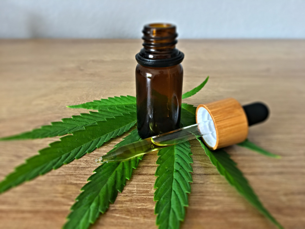 STJ decide que Justiça pode permitir salvo-conduto para cultivo de cannabis para fins medicinais