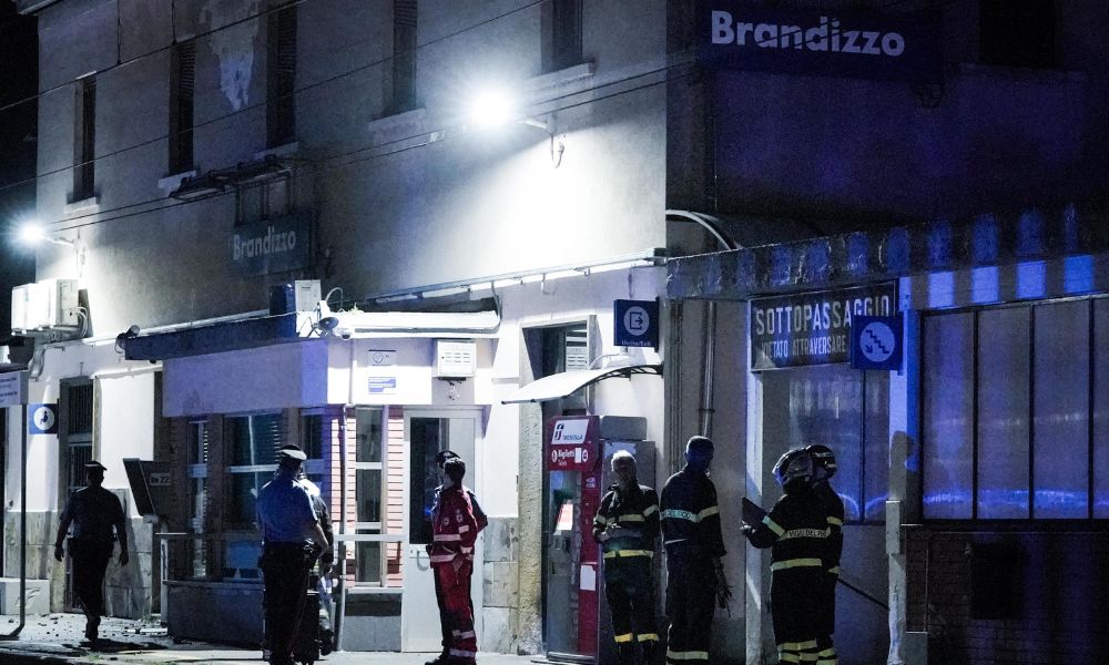Trem a 160 km/h atropela e mata cinco trabalhadores na Itália; ministro aponta erro humano