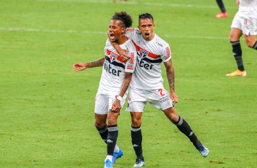 Brasileirão: São Paulo faz 2 a 1 no Grêmio e vence a primeira partida do ano