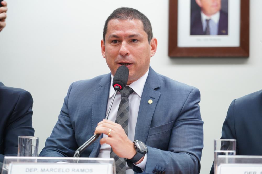 Não há oposição, são dois candidatos governistas, diz Marcelo Ramos sobre disputa na Câmara