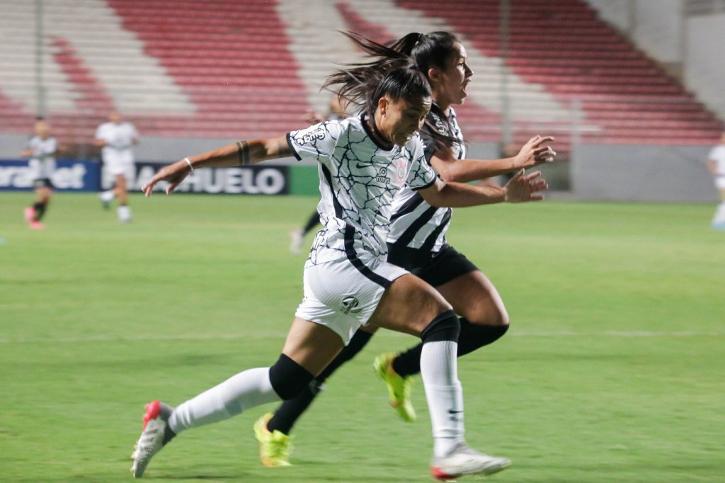 Nos acréscimos, Corinthians empata com o Atlético-MG no Brasileirão Feminino
