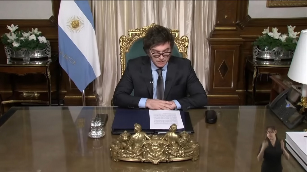 Congresso da Argentina se prepara para aprovar pacote de reformas econômicas de Milei 