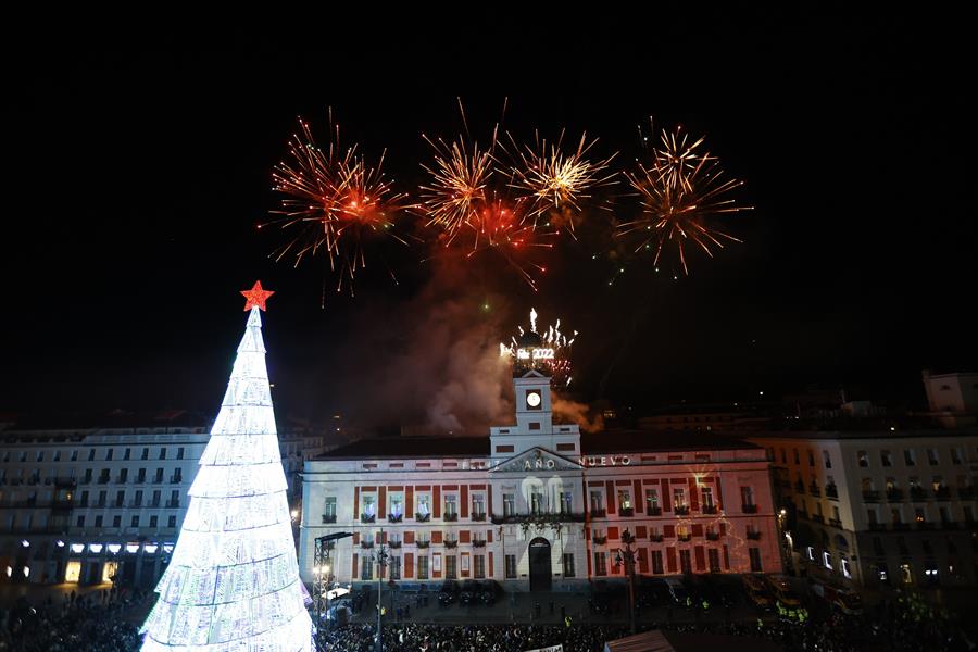 Madri celebra Ano Novo em festa com público; Londres, Paris e Roma têm apenas queima de fogos