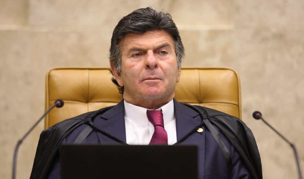 Fux vê ‘roupagem de ameaça’ em pedido de impeachment de Moraes formulado por Bolsonaro