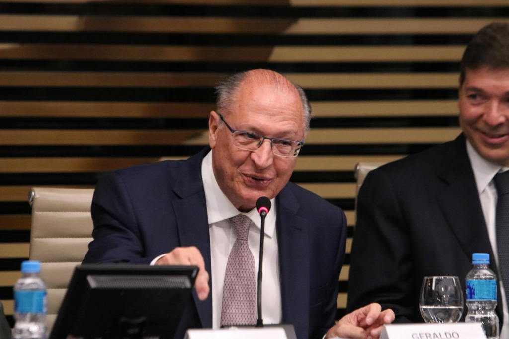 Alckmin diz que Brasil sofreu desindustrialização ‘acentuada e precoce’ nas últimas décadas