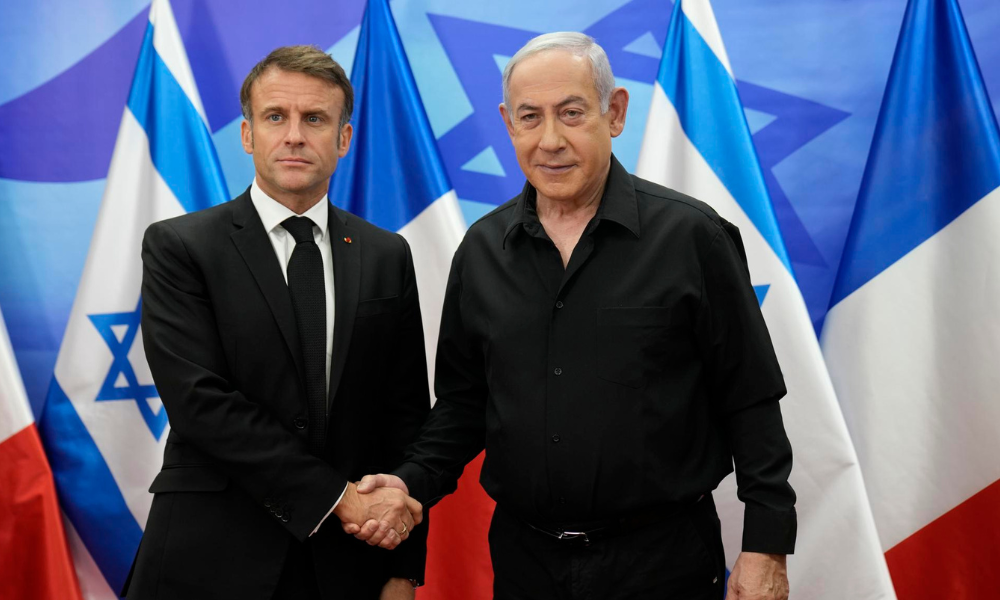 Macron chega a Israel para expressar solidariedade e reforça pedido de libertação de reféns: ‘Primeiro objetivo’