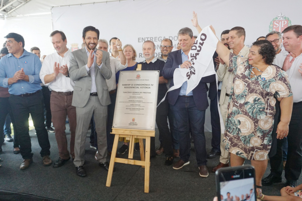 Governo do Estado e prefeitura de São Paulo entregam 240 moradias em Heliópolis