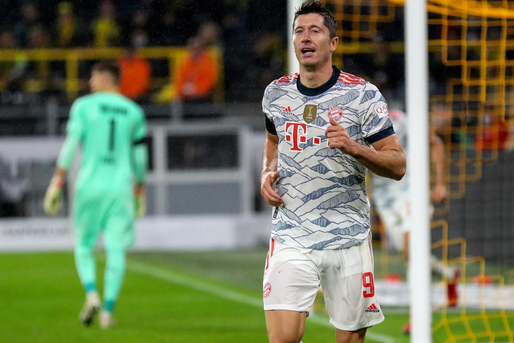 Lewandowski decide, Bayern de Munique vence o Dortmund e conquista a Supercopa da Alemanha