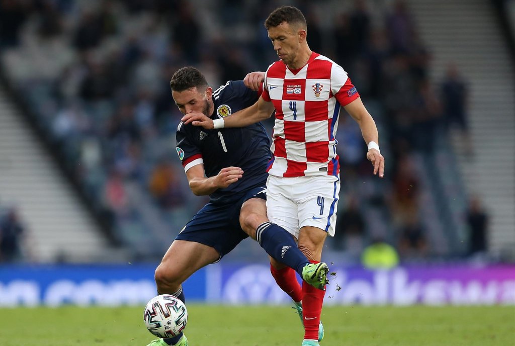 Ivan Perisic testa positivo para Covid-19 e vira desfalque para a Croácia na Eurocopa