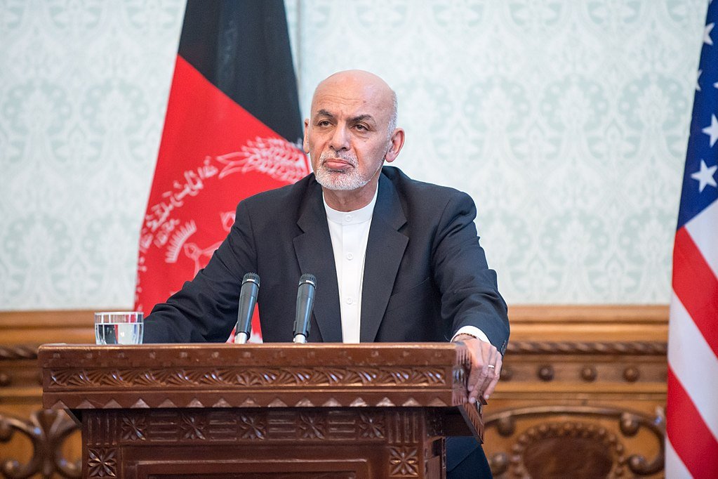 Presidente do Afeganistão deixa o país com chegada do Talibã a Cabul