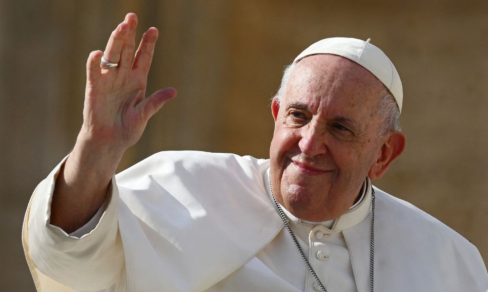 Papa reza pelo Brasil e pede que Nossa Senhora livre o país do ‘ódio, intolerância e violência’