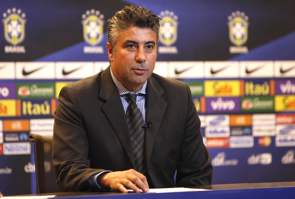Santos anuncia Alexandre Gallo como substituto de Falcão na coordenação do clube 
