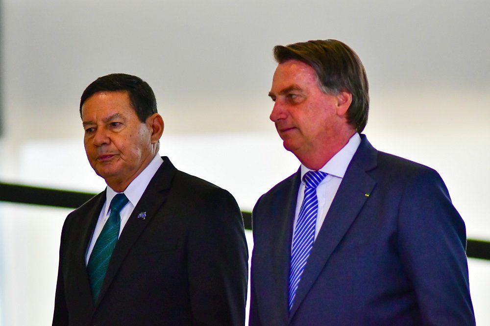 Mourão diz que iriam ‘jogar pedra’ em Bolsonaro caso ele fosse à COP26