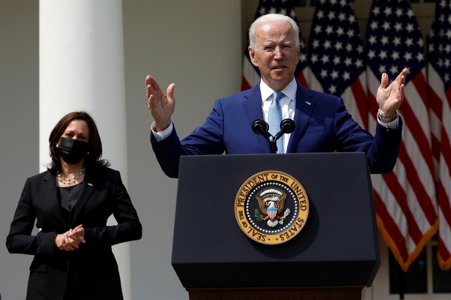 Joe Biden anuncia novas medidas de controle de armas nos Estados Unidos