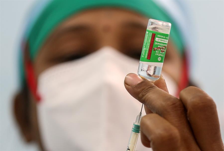 Índia exportará vacinas contra a Covid-19 para 6 países, mas Brasil não está entre eles