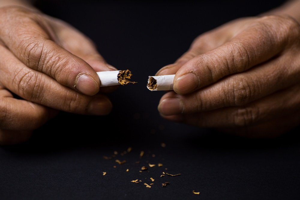 Além de câncer no pulmão, tabaco pode causar tumores na bexiga
