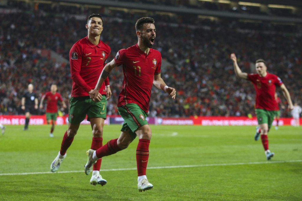 Bruno Fernandes decide, Portugal vence a Macedônia e garante vaga da Copa