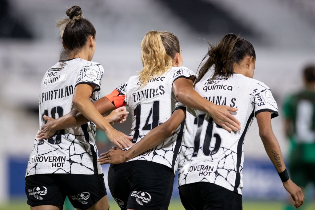 Corinthians vence o Alianza Lima e vai à semifinal da Libertadores Feminina