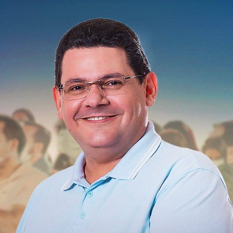 Irmão de Alcolumbre, Josiel lidera pesquisa com 28% dos votos válidos em Macapá