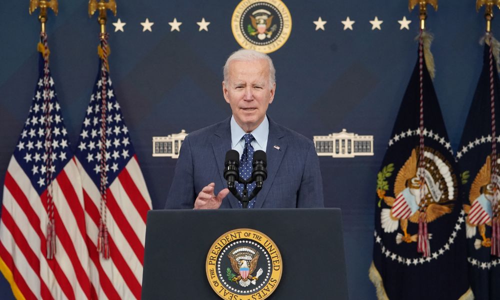 Biden promete derrubar qualquer objeto que ameace os EUA, mas afirma: ‘Não procuro nova Guerra Fria’
