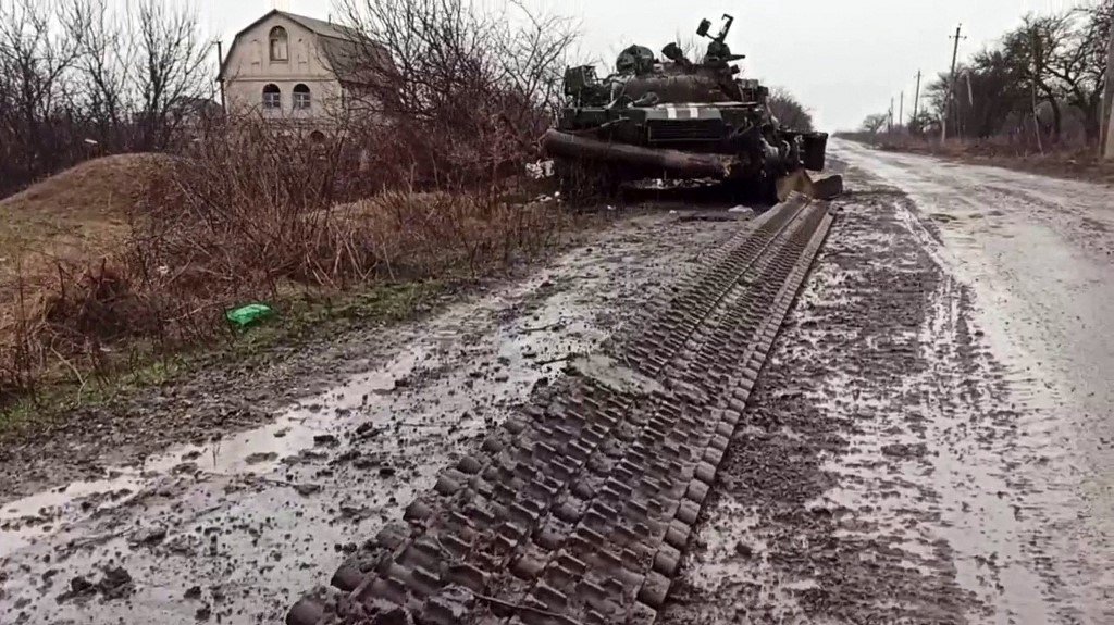 Exército russo retoma ofensiva na cidade ucraniana de Mariupol após cessar-fogo parcial