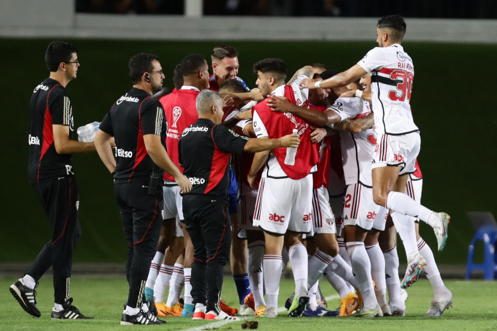 São Paulo vence Puerto Cabello pela Sul-Americana e chega a três vitórias seguidas