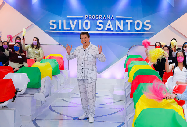 Programa do Silvio Santos procura ‘menina bambu’ que fez piada com o apresentador em 1985