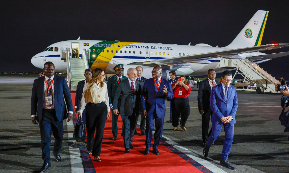 Lula se reúne com presidente de Angola em Luanda nesta sexta-feira