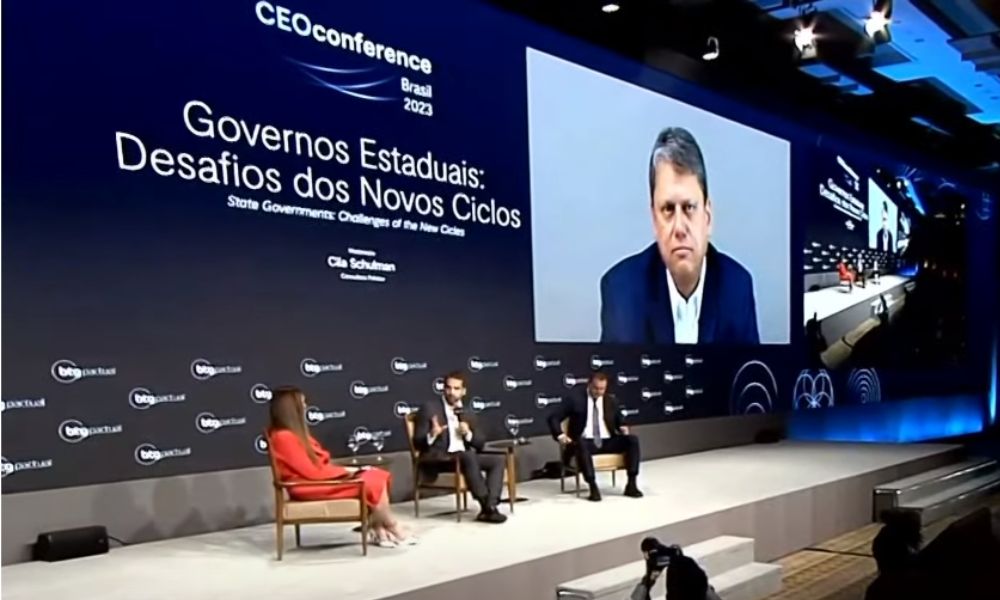 Governadores indicam atuação conjunta com Planalto e defendem iniciativa privada nos Estados