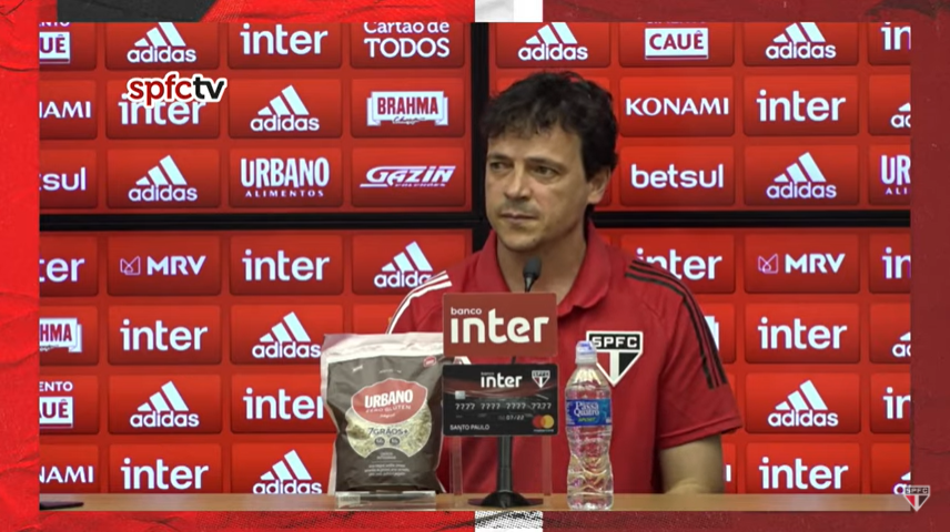 ‘Temos que melhorar e voltar a vencer’, confessa Fernando Diniz após derrota para o Santos