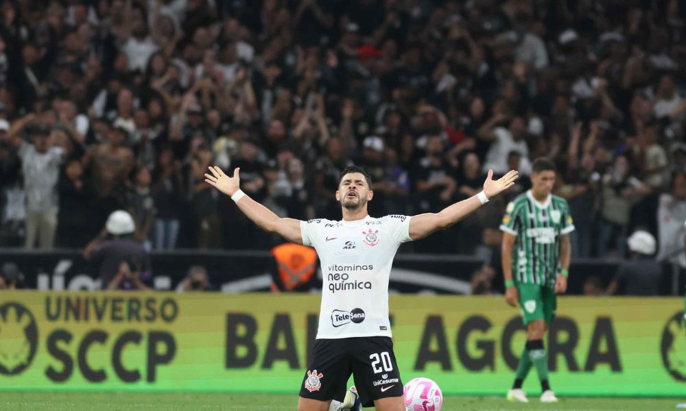 Corinthians arranca empate com América-MG no fim, mas não consegue se afastar do Z4