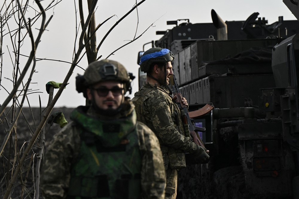 Ucranianos morrem ao tentar cruzar fronteira para fugir do alistamento