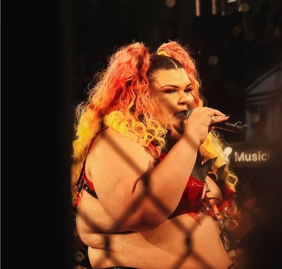 Rapper Venenosa morre de insuficiência cardíaca: ‘Lutou pelo sonho dela’, diz irmã