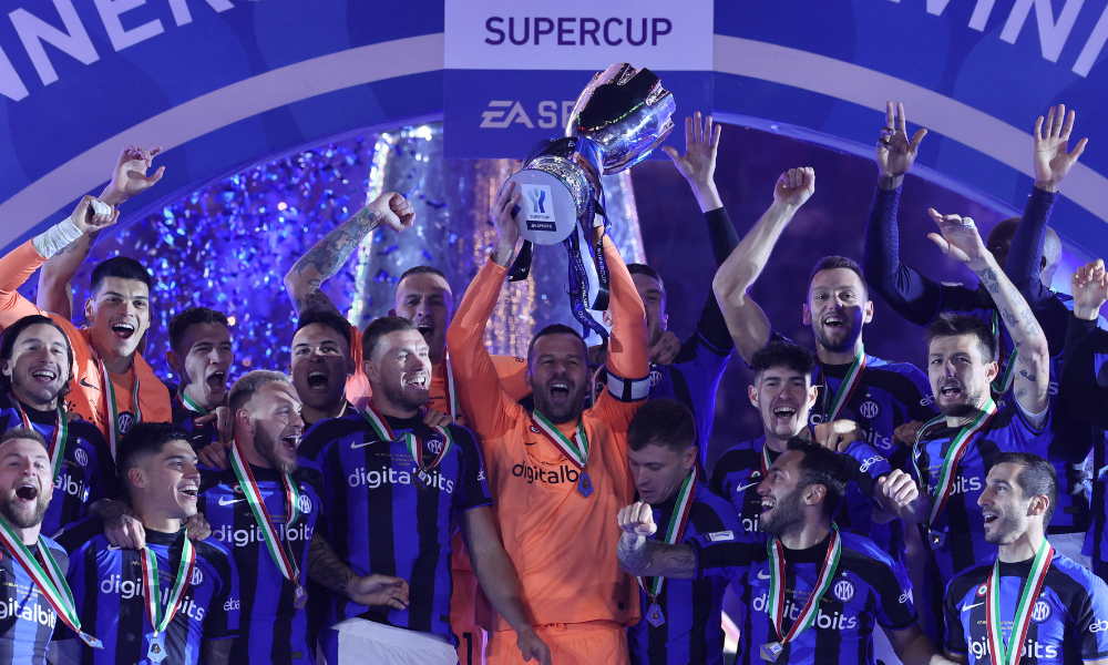 Inter de Milão domina o Milan e conquista a Supercopa da Itália