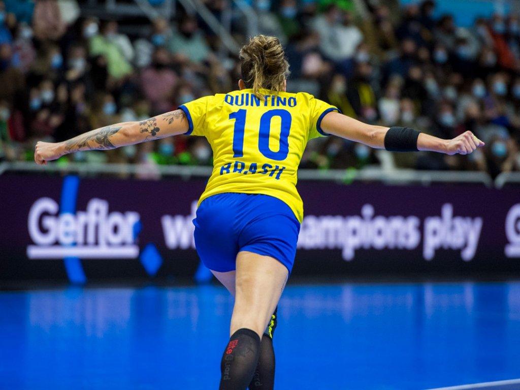 Brasil vence o Paraguai por 33 a 19 e avança em primeiro para a 2° fase do Mundial Feminino de Handebol