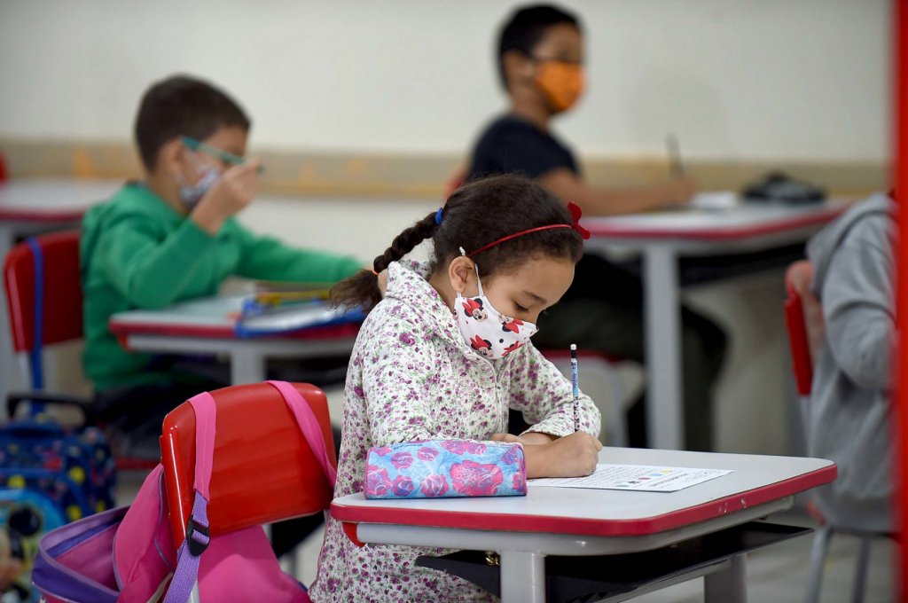 Déficit educacional pós-pandemia pode ser recuperado ‘em até três anos’, avalia especialista