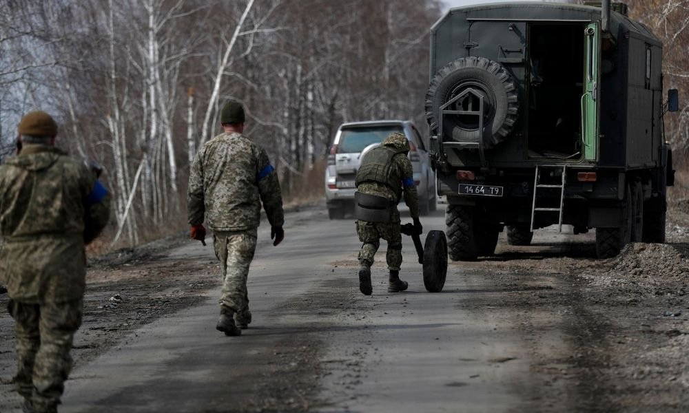 Enquanto Rússia se concentrar no Donbass, conflito vai continuar, diz Pentágono